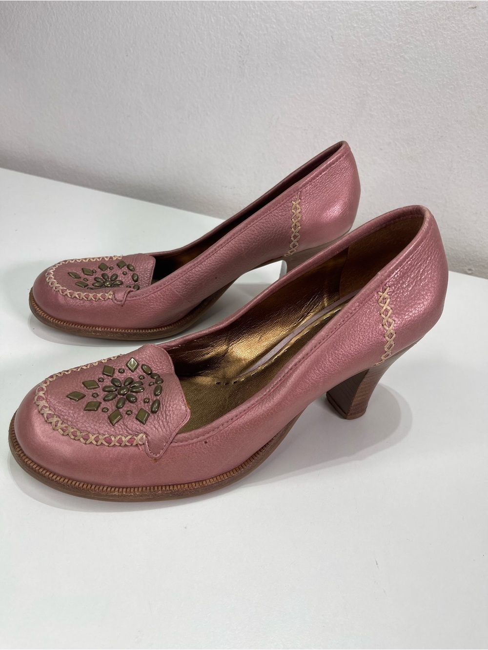 Gianni Bini Women 8.5 M Leather Heels Mauve Studded Boho Chic Fairycore Grunge